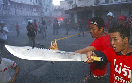 red-shirt-violence-thailand